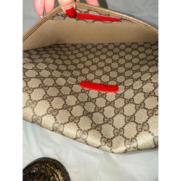 Gucci Beige and Brown Messenger Bag - Picture 13 of 16